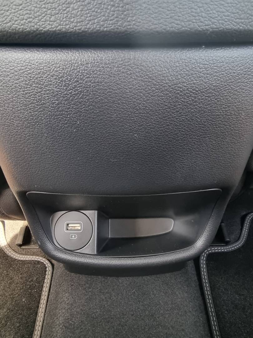 Hyundai Kona Electric 100