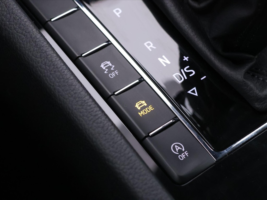 Škoda Superb 2.0 TDi Laurin&Klement 4x4