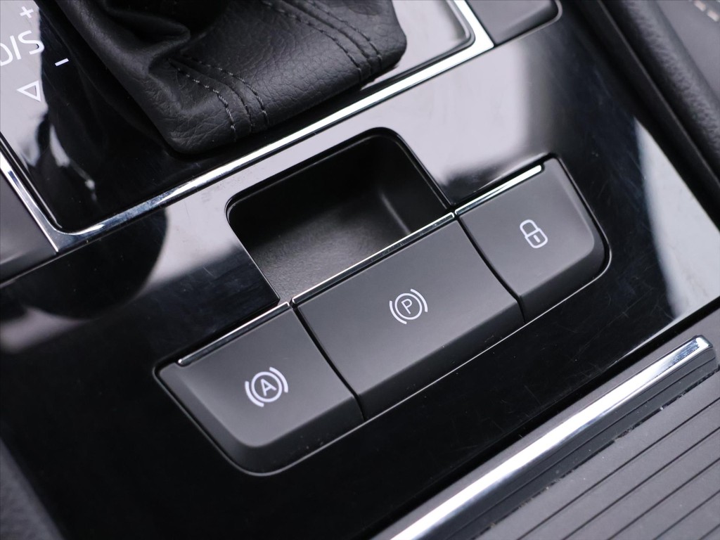 Škoda Superb 2.0 TDi Laurin&Klement 4x4