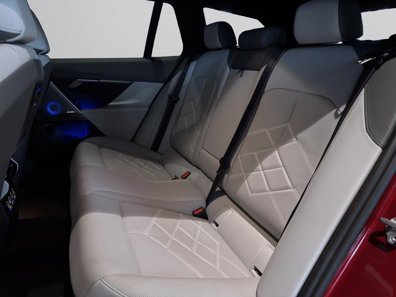 BMW i5 M60 xDrive Touring