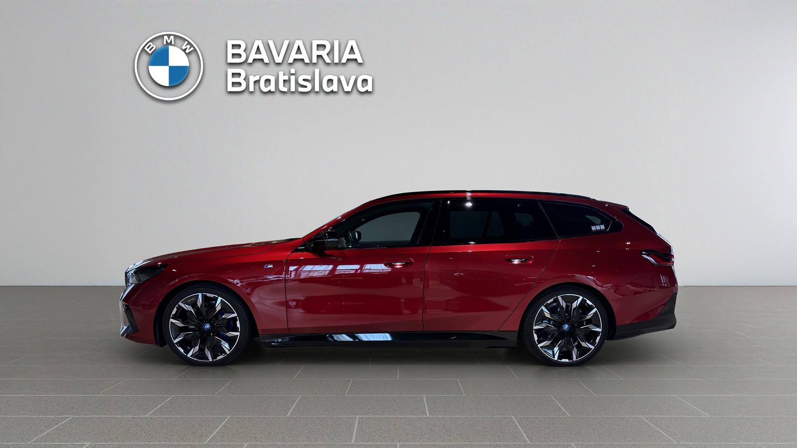 BMW i5 M60 xDrive Touring