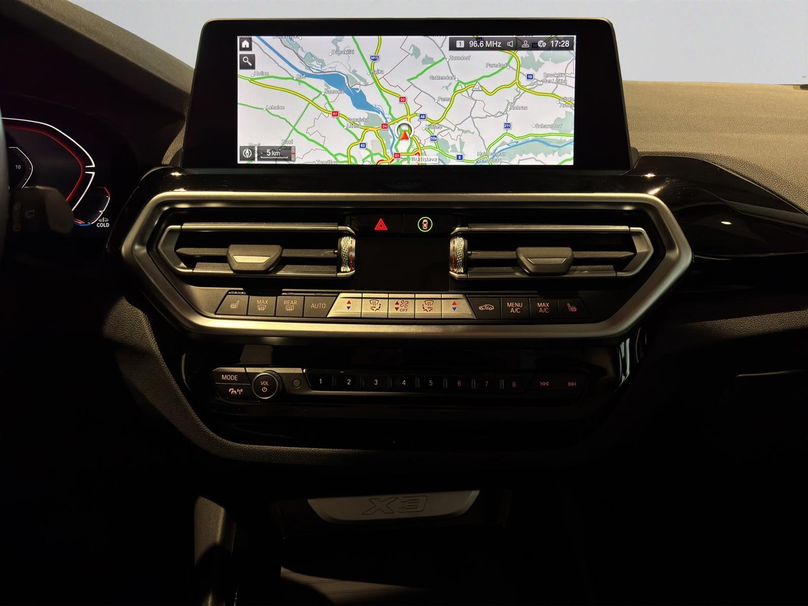 BMW X3 xDrive20i