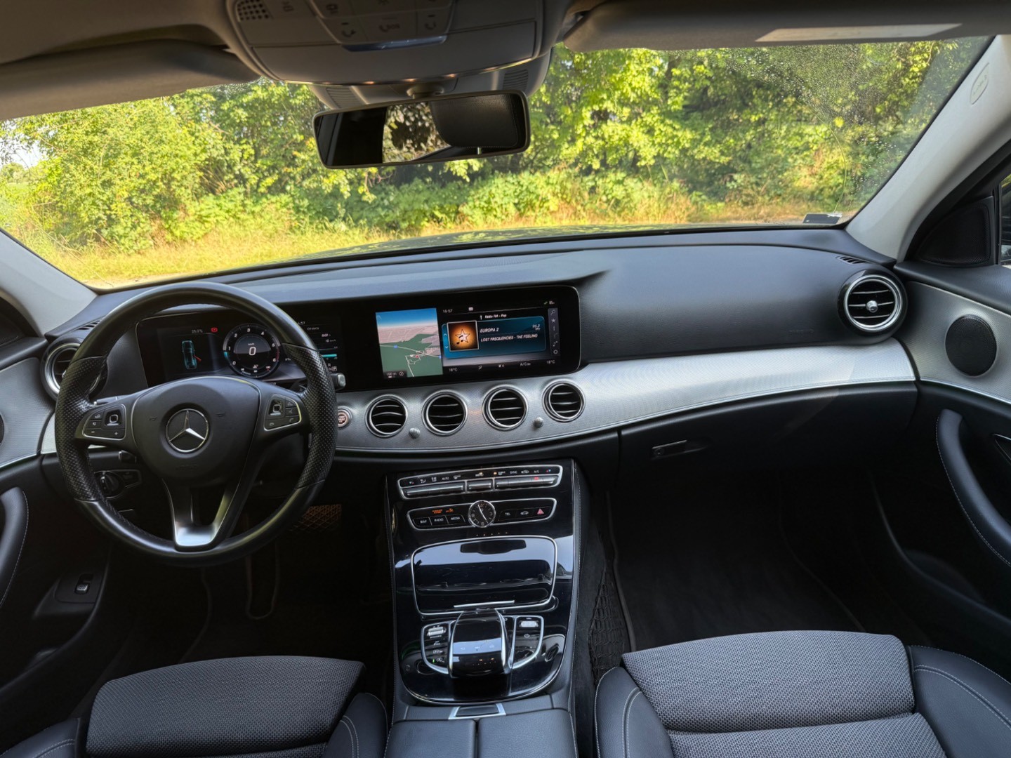 Mercedes-Benz E trieda Sedan 220 d A/T