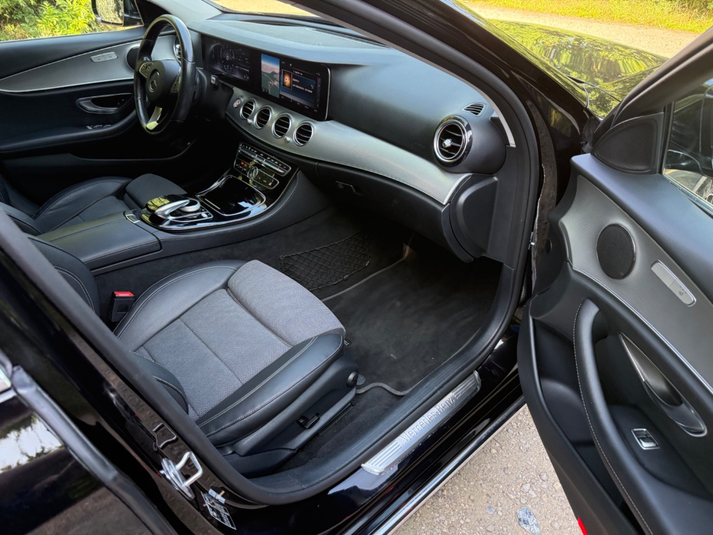 Mercedes-Benz E trieda Sedan 220 d A/T