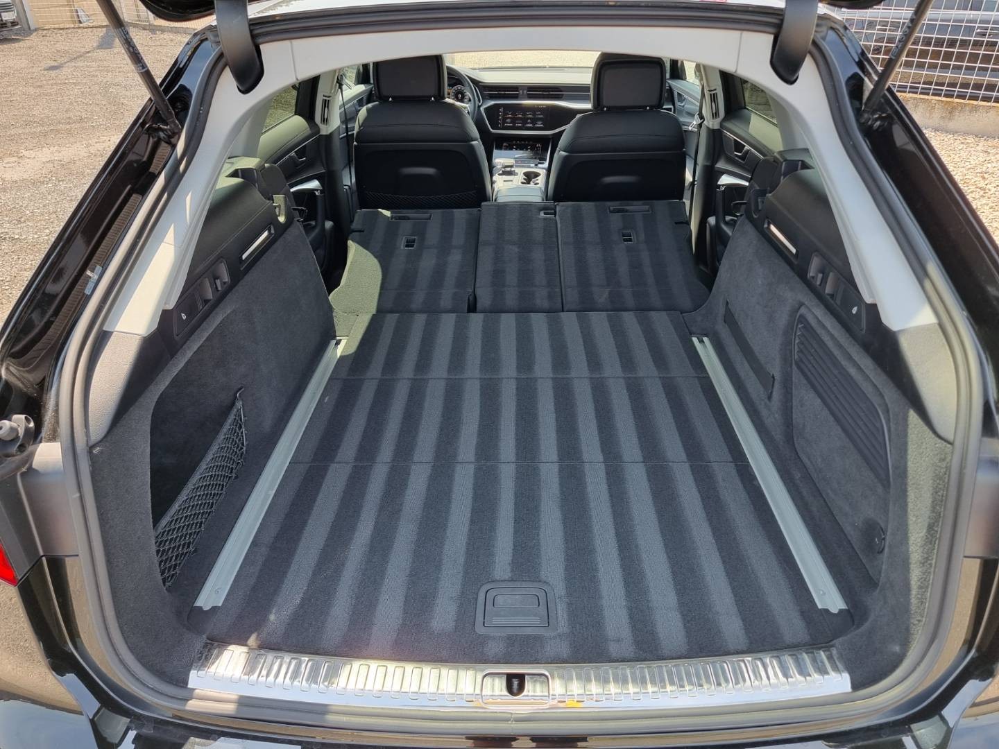 Audi A6 Avant 50 3.0 TDI mHEV Design quattro tiptronic