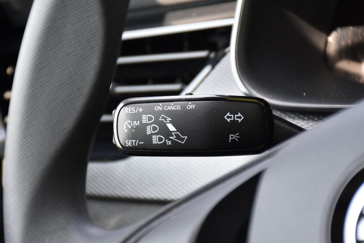 Škoda Kamiq 1.0 TSI BENZÍN AMBITION 2021