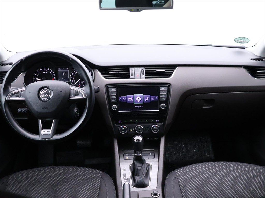 Škoda Octavia Combi 2.0 TDi 4x4 DSG Scout