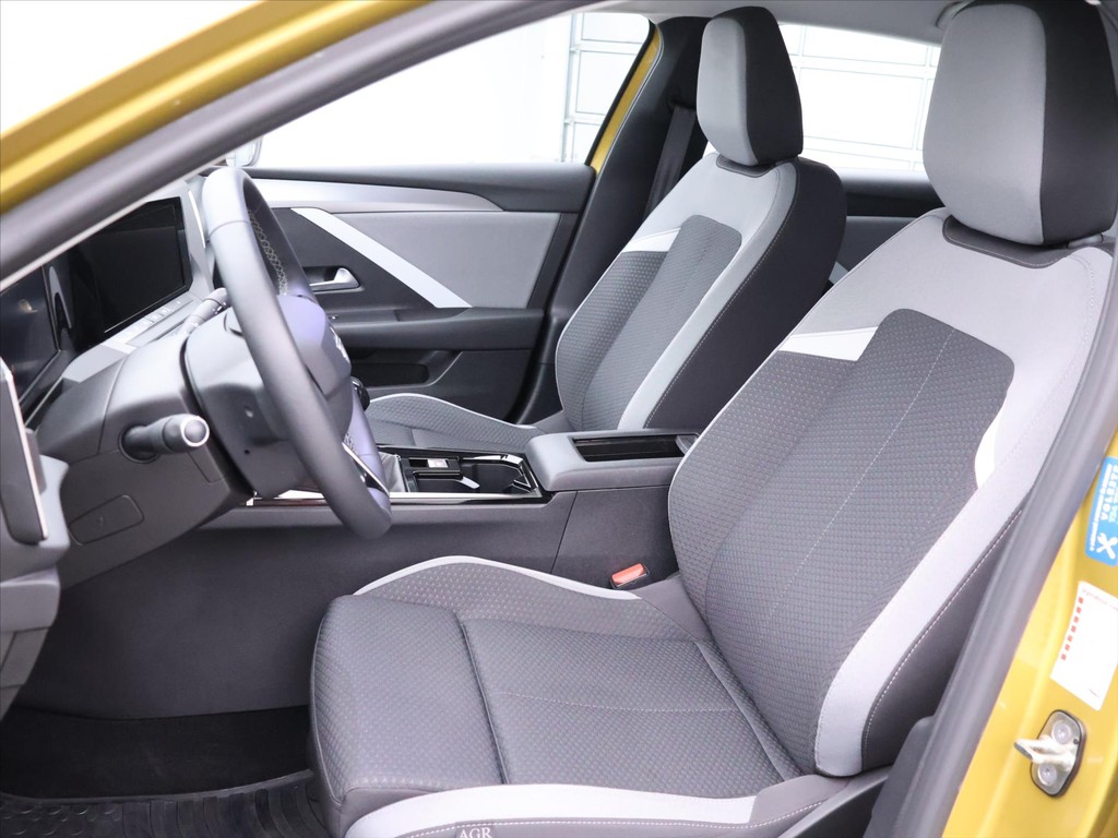 Opel Astra 1.2 Turbo Edition
