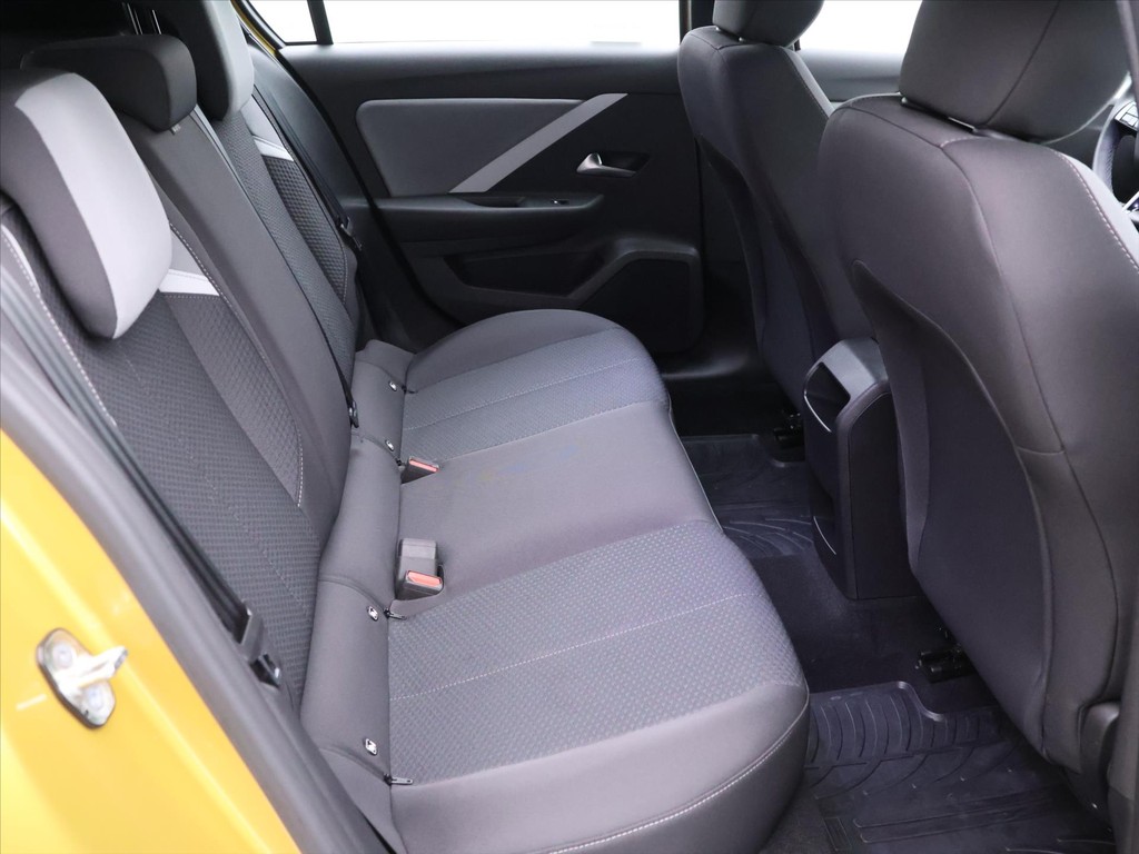 Opel Astra 1.2 Turbo Edition