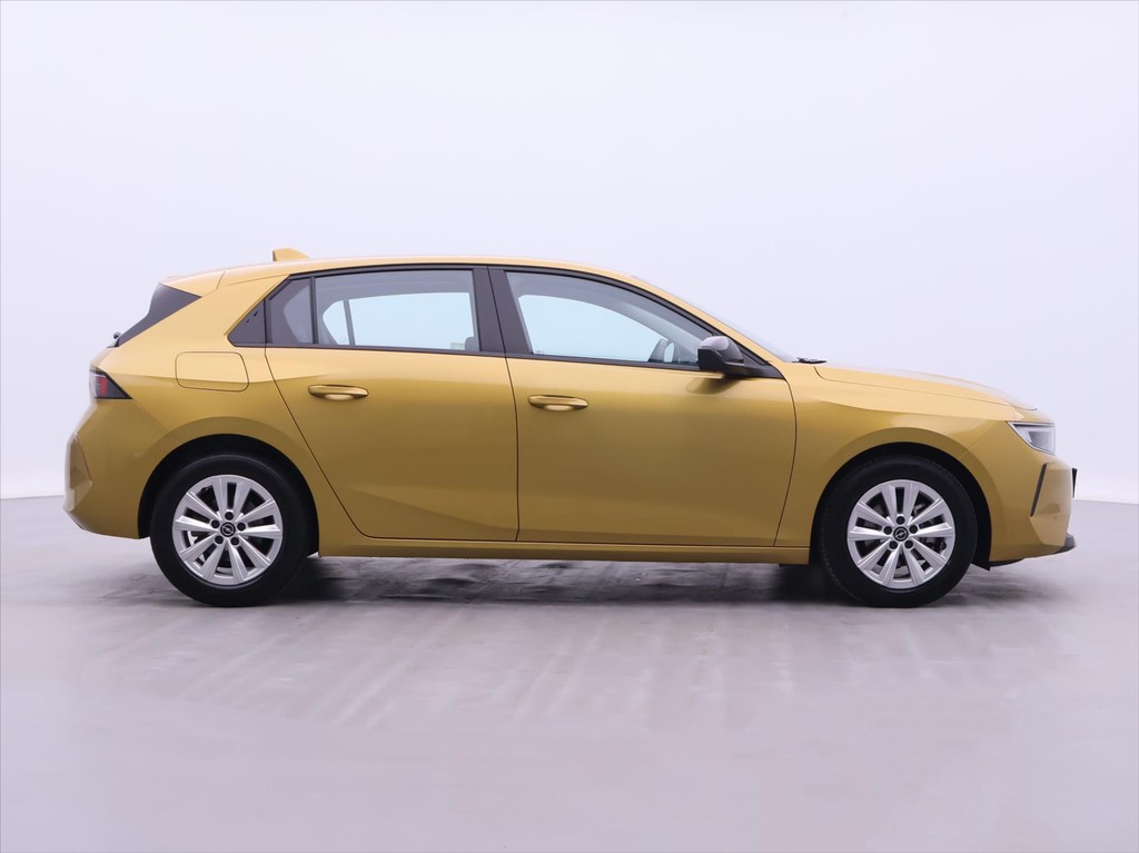 Opel Astra 1.2 Turbo Edition