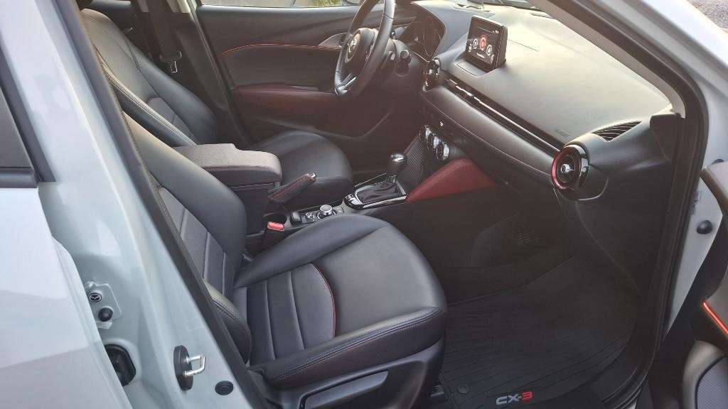 Mazda CX-3 2.0 Skyactiv-G120 Revolution A/T