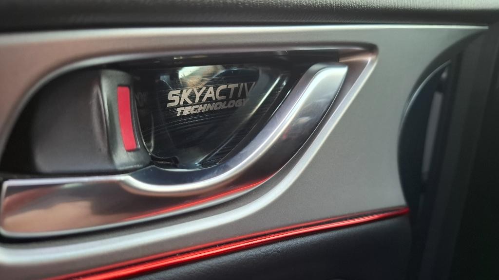 Mazda CX-3 2.0 Skyactiv-G120 Revolution A/T