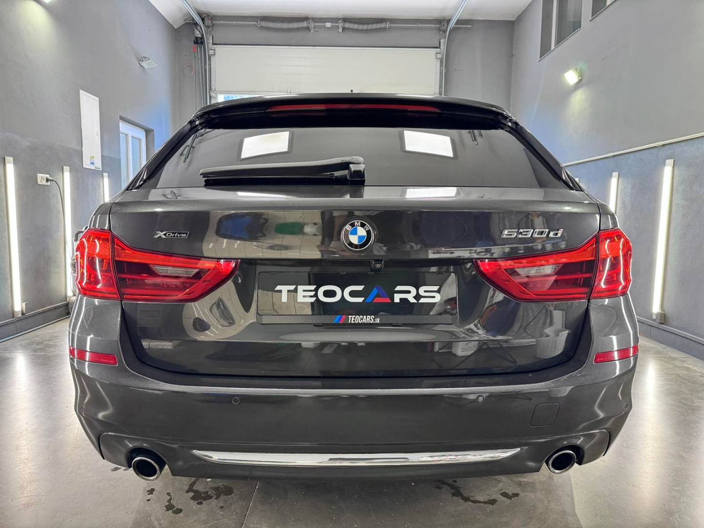 BMW Rad 5 Touring 530d xDrive LUXURY LINE