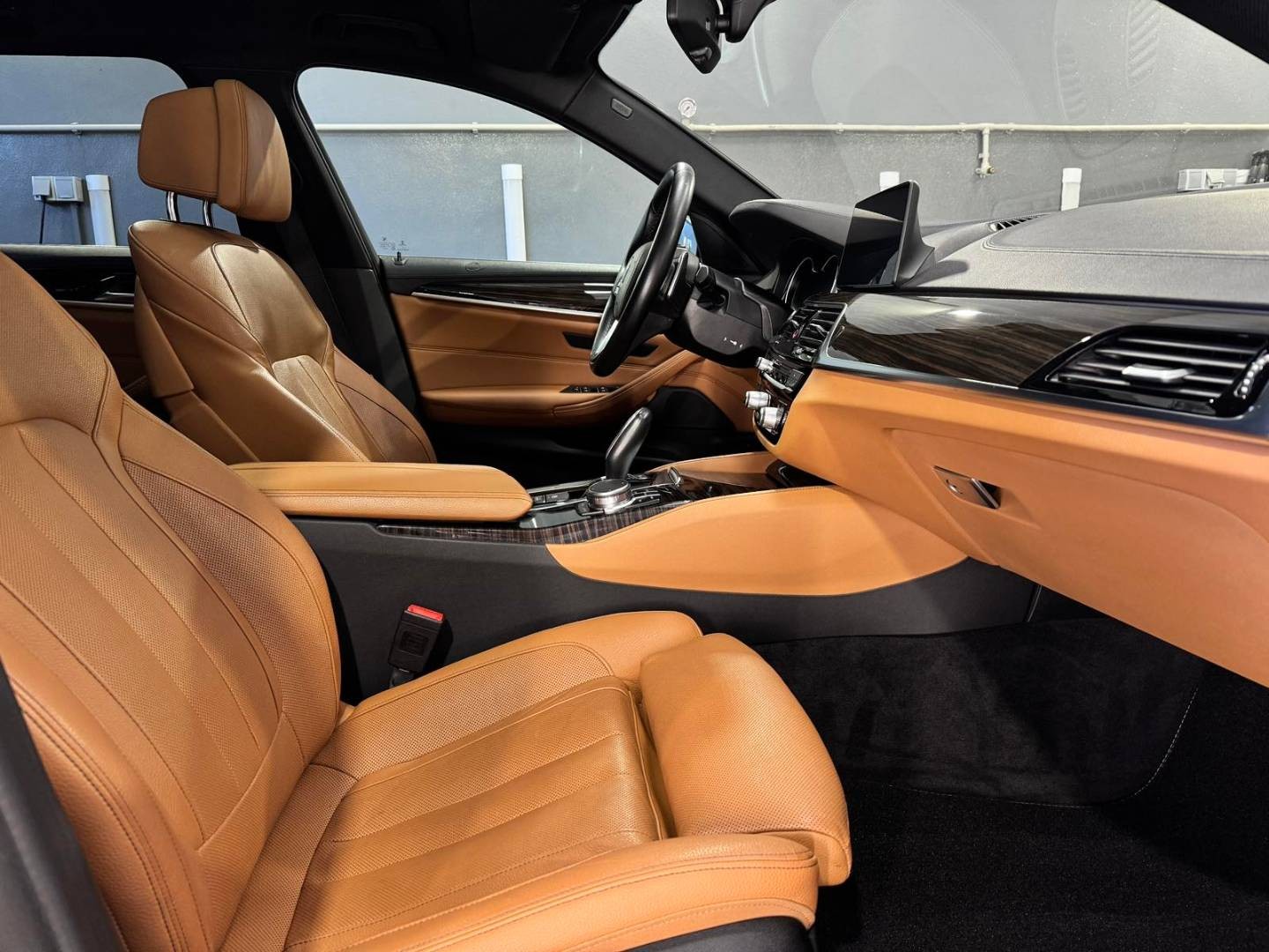 BMW Rad 5 Touring 530d xDrive LUXURY LINE