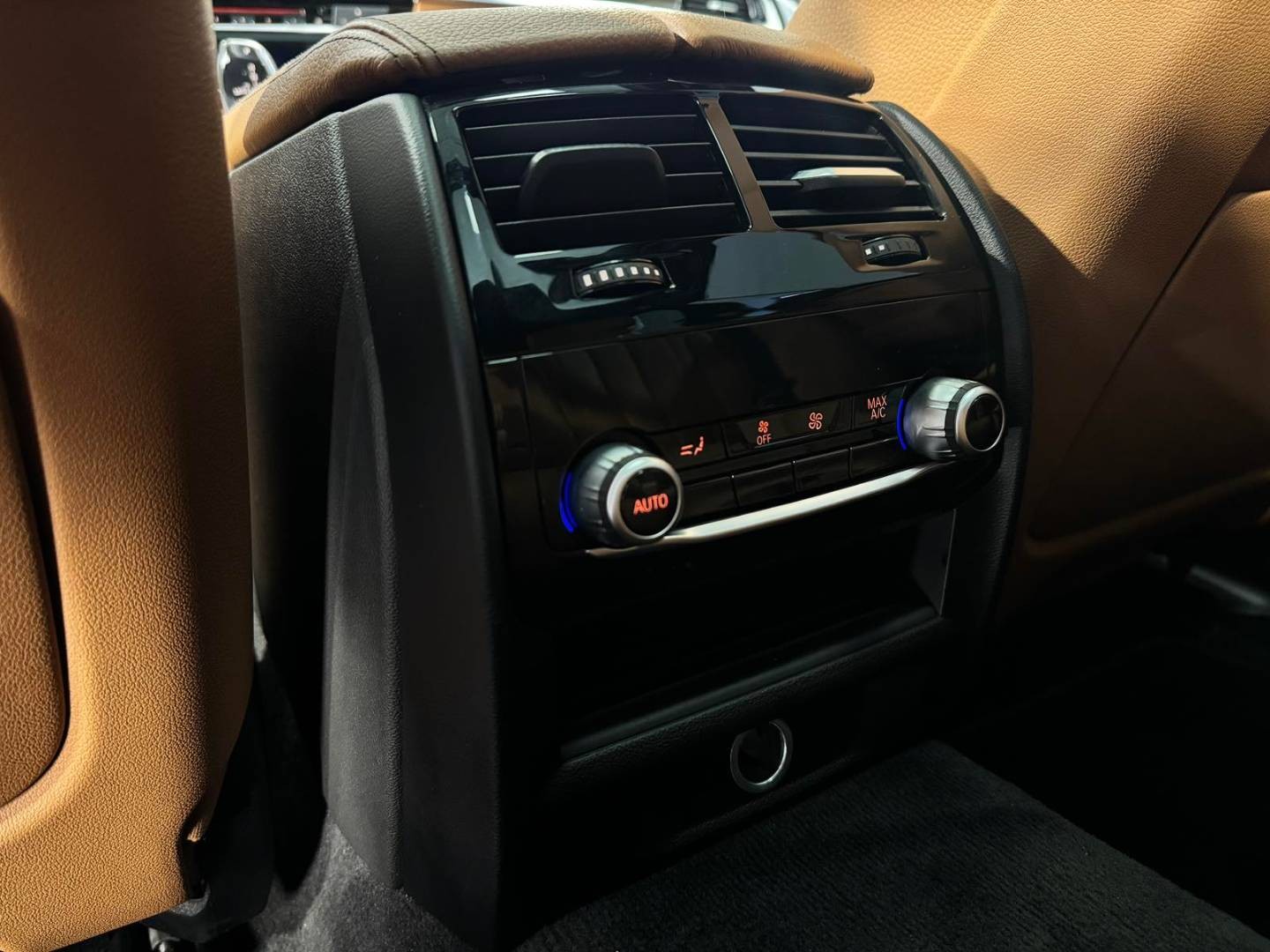 BMW Rad 5 Touring 530d xDrive LUXURY LINE