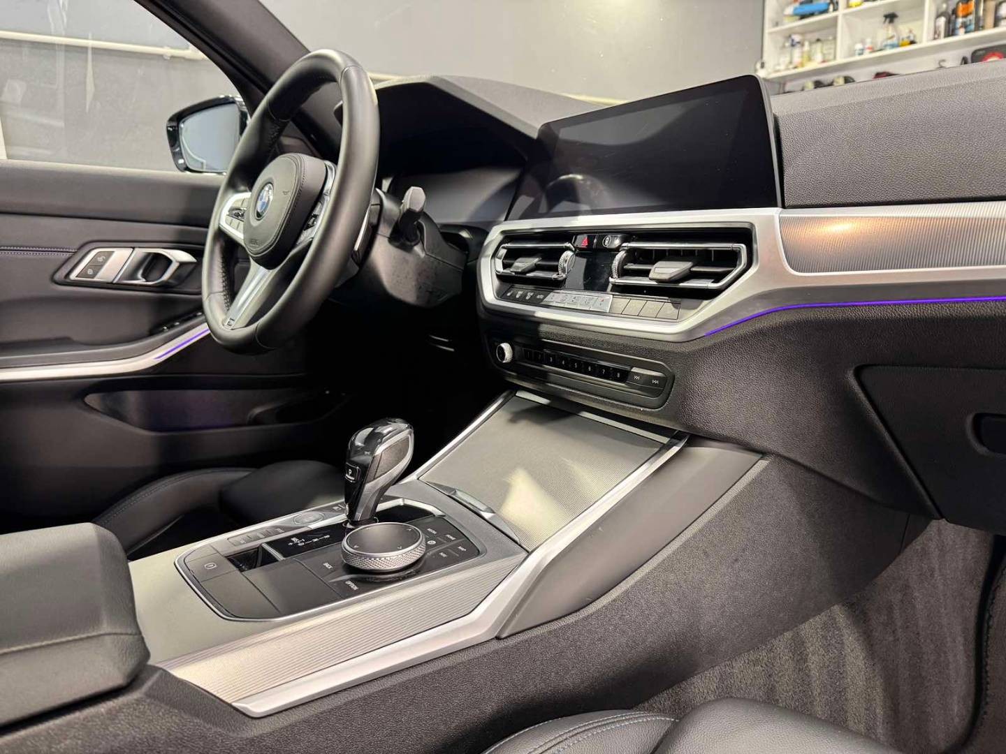 BMW Rad 3 330e M-SPORT