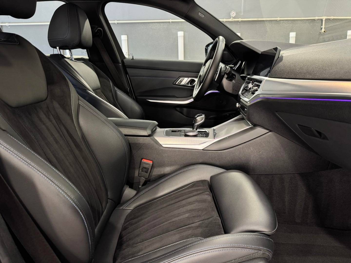 BMW Rad 3 330e M-SPORT