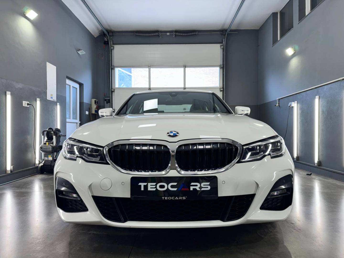 BMW Rad 3 330e M-SPORT