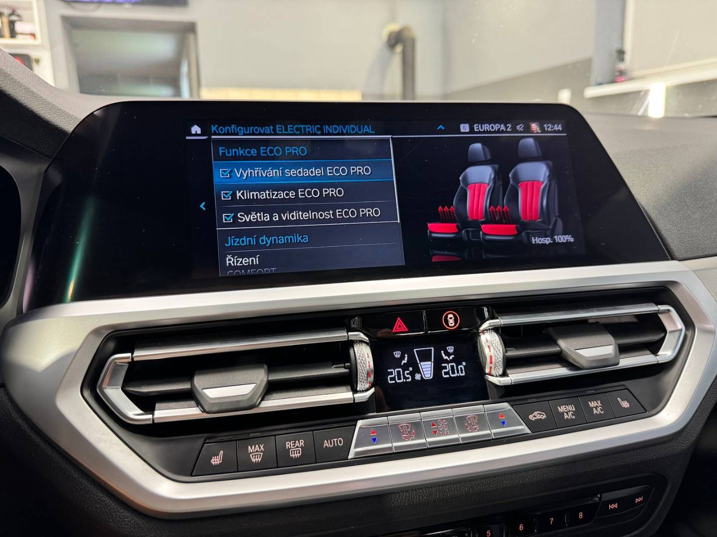 BMW Rad 3 330e M-SPORT
