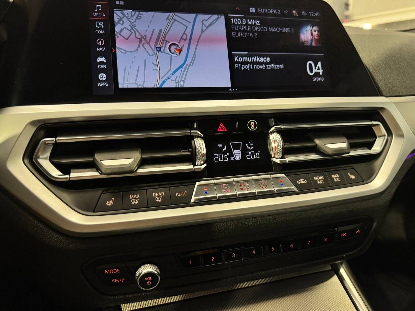 BMW Rad 3 330e M-SPORT