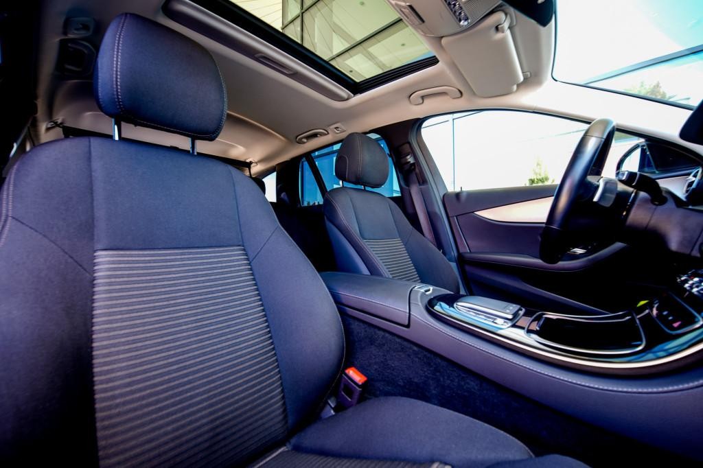 Mercedes E trieda T 300 de A/T
