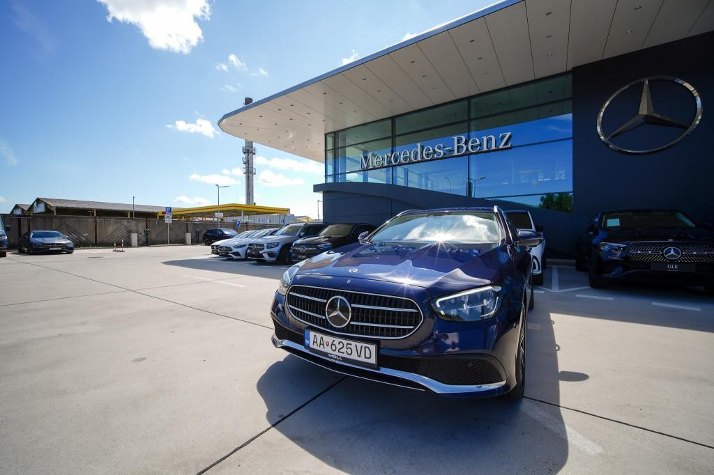 Mercedes E trieda T 300 de A/T