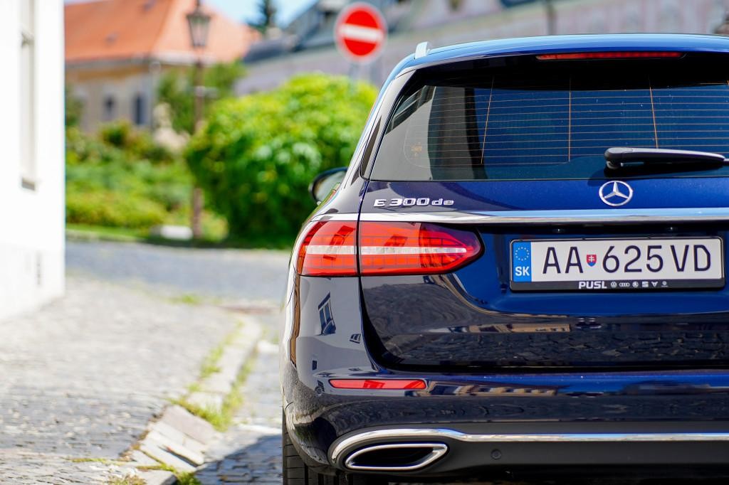 Mercedes E trieda T 300 de A/T