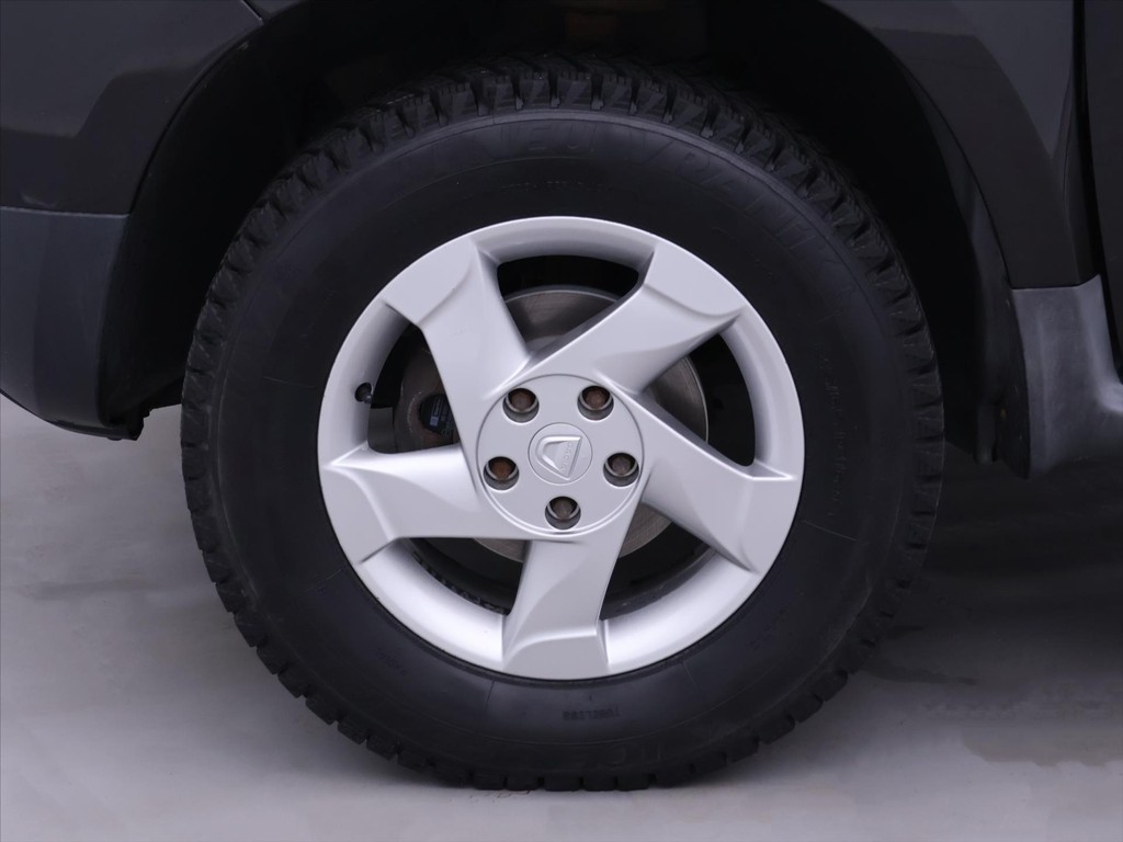 Dacia Duster 1.6 i