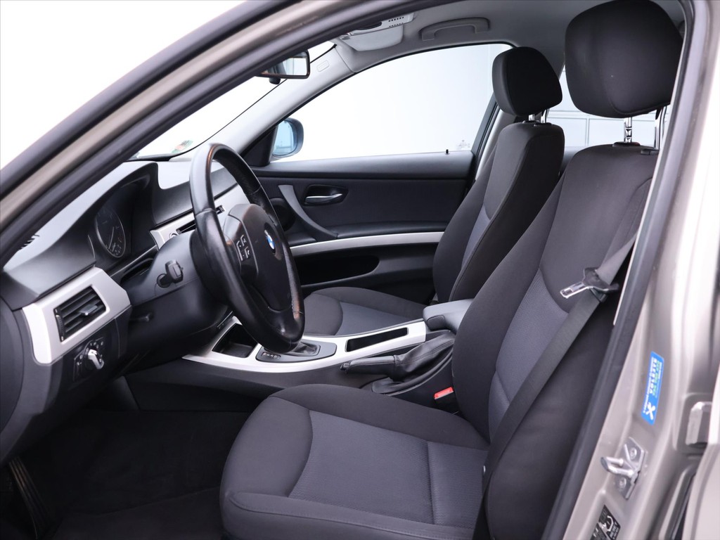 BMW rad 3 Touring 318i