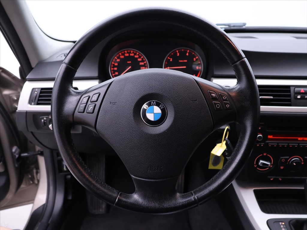 BMW rad 3 Touring 318i