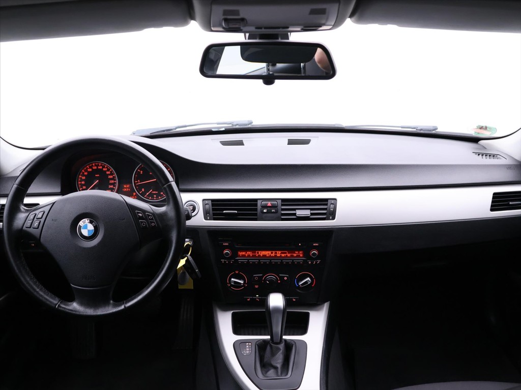 BMW rad 3 Touring 318i