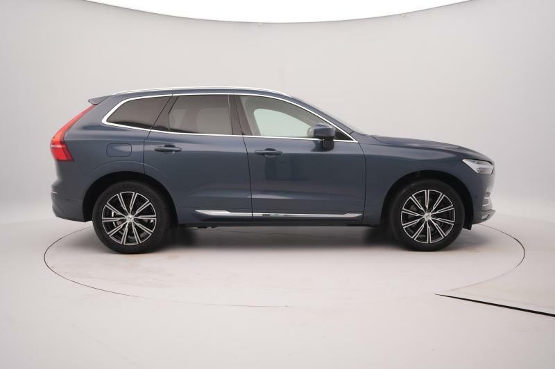 Volvo XC60 B4 AWD MOMENTUM CZ 1.maj