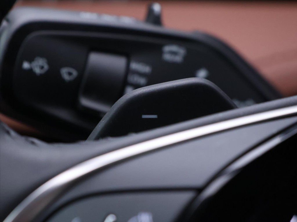 Škoda Superb Combi 2.0 TDi Laurin&Klement