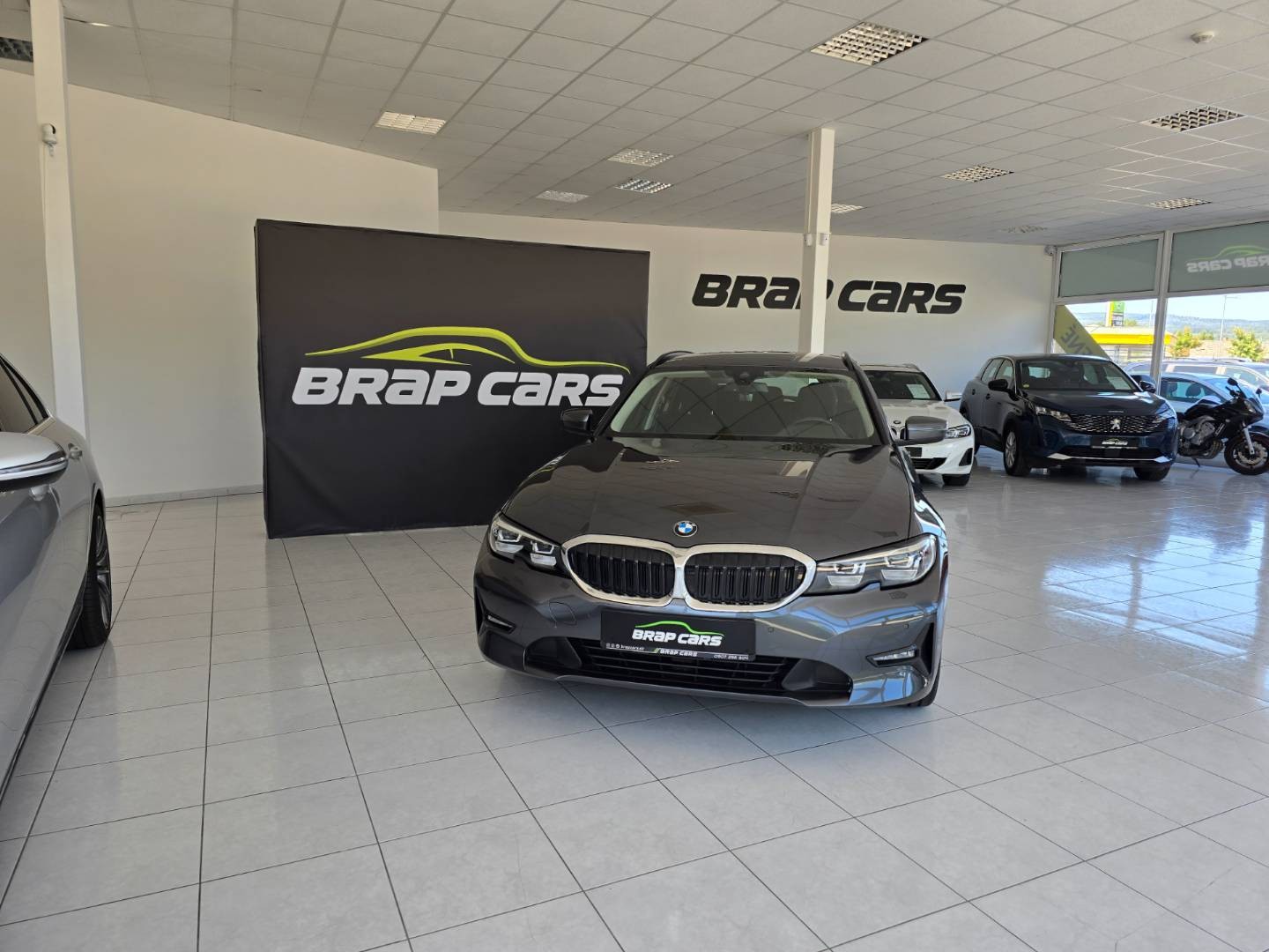 BMW Rad 3 Touring 318d mHEV  A/T