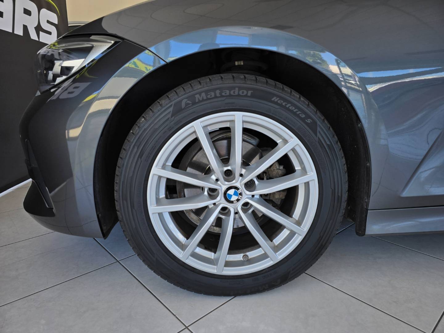 BMW Rad 3 Touring 318d mHEV  A/T