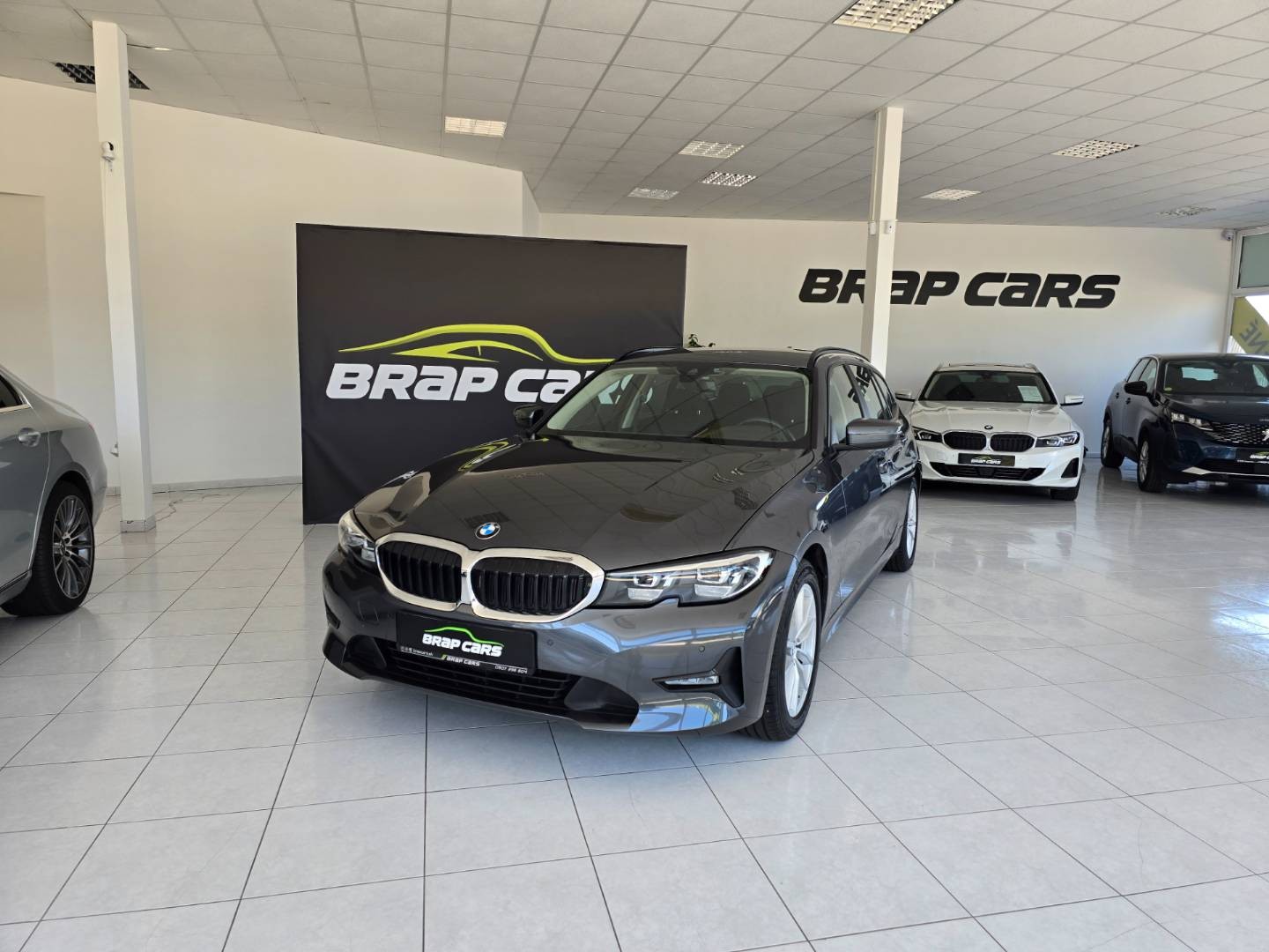 BMW Rad 3 Touring 318d mHEV  A/T