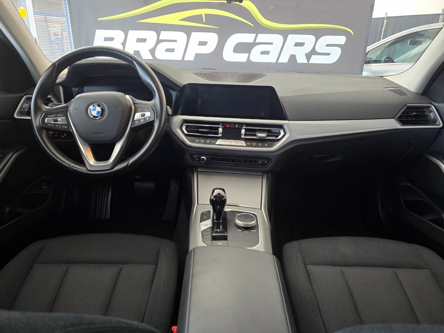 BMW Rad 3 Touring 318d mHEV  A/T