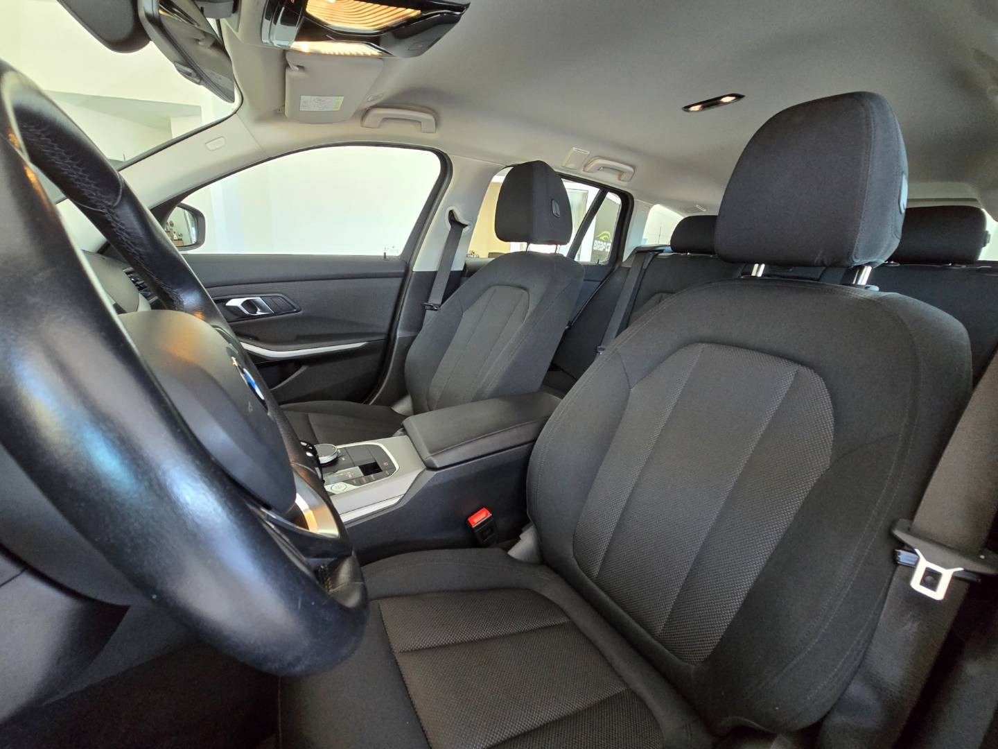 BMW Rad 3 Touring 318d mHEV  A/T