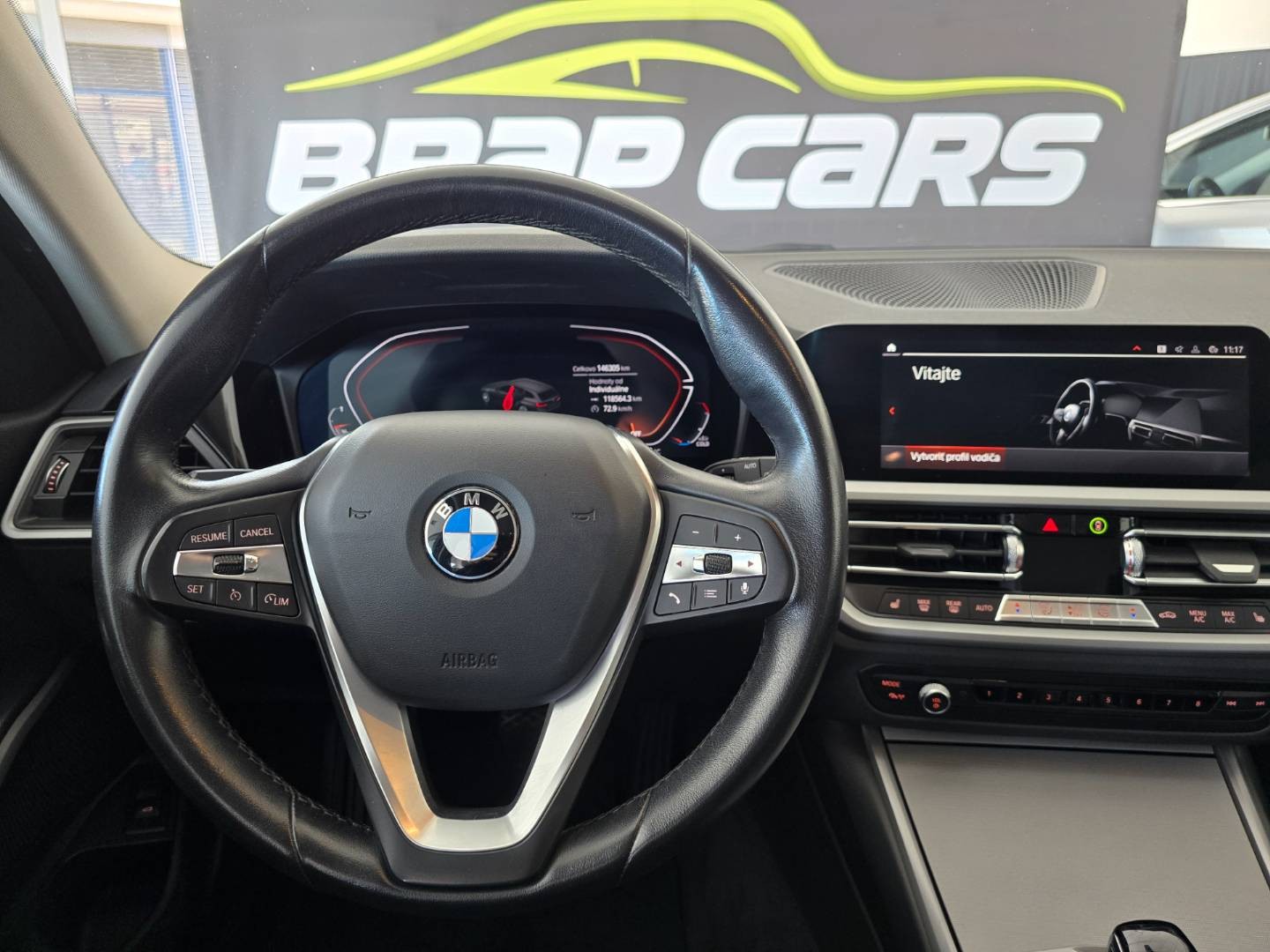 BMW Rad 3 Touring 318d mHEV  A/T
