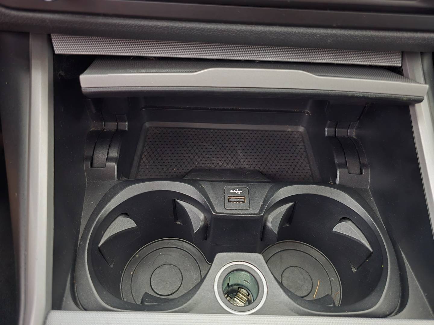 BMW Rad 3 Touring 318d mHEV  A/T