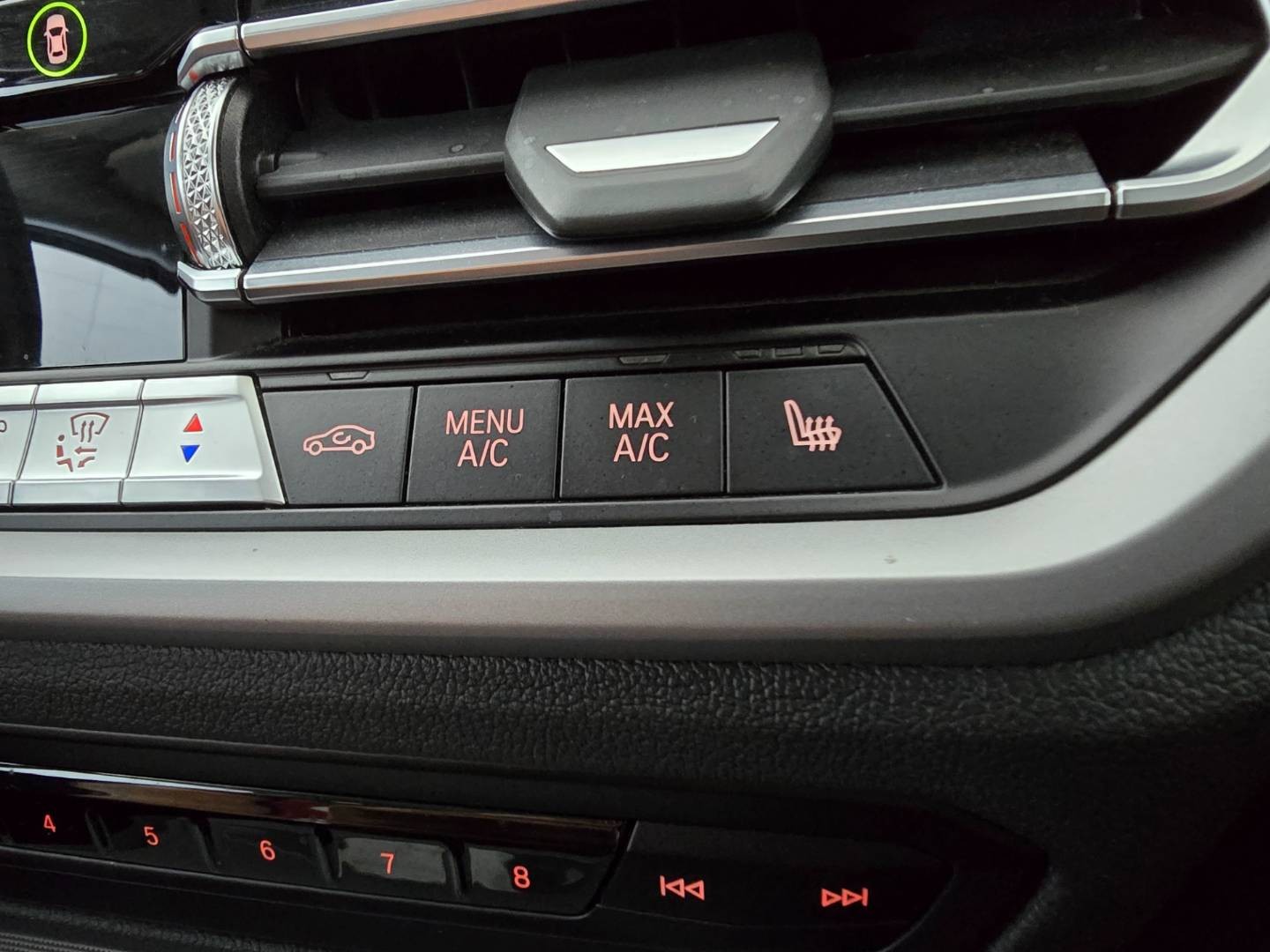 BMW Rad 3 Touring 318d mHEV  A/T