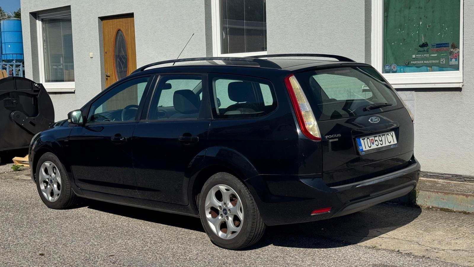 Ford Focus Kombi 1.6 16V Duratec Trend