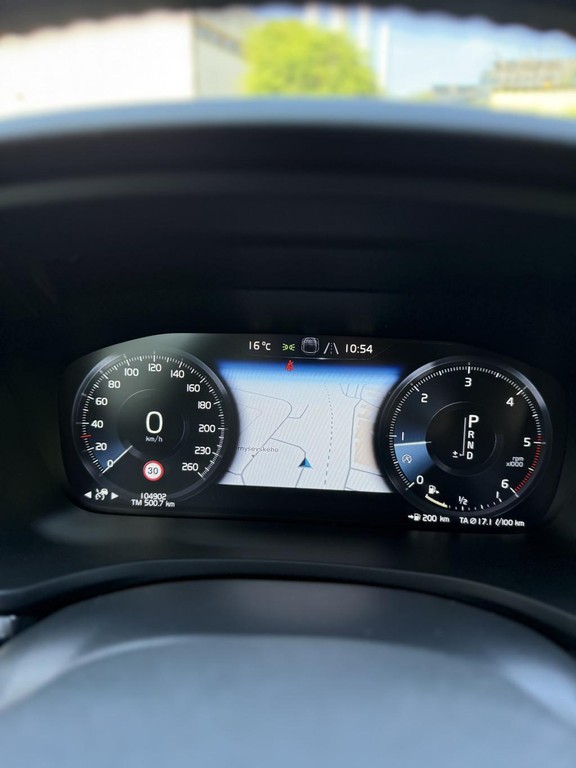 Volvo V60 D4 R-Design AWD A/T