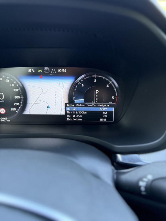Volvo V60 D4 R-Design AWD A/T