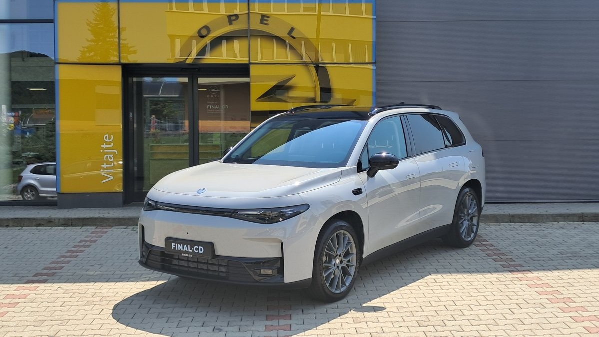 Leapmotor C10 Elektromotor  Design REEV 215k 28.4 kWh