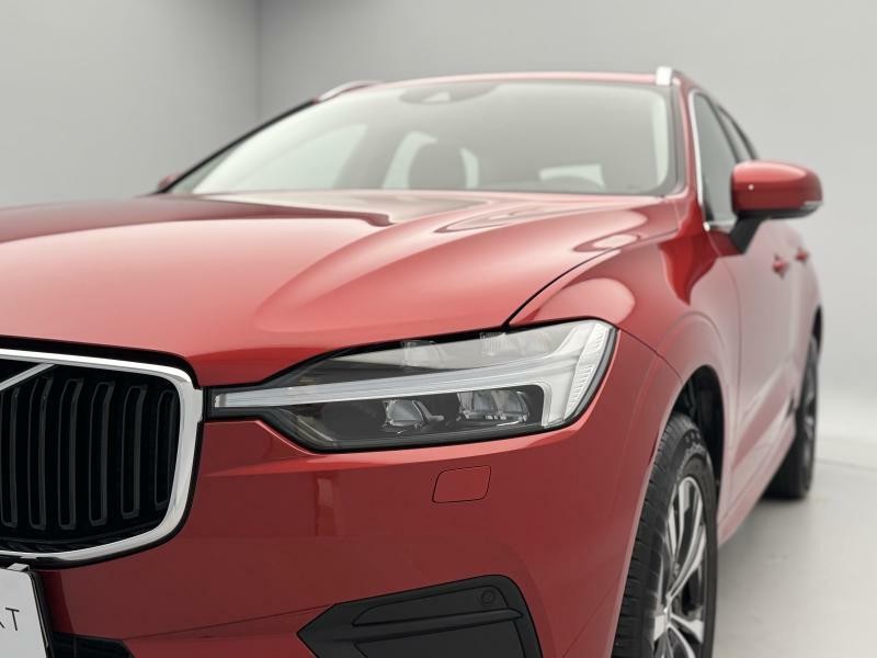 Volvo XC60 B4 AWD MOMENTUM PRO CZ 1.maj