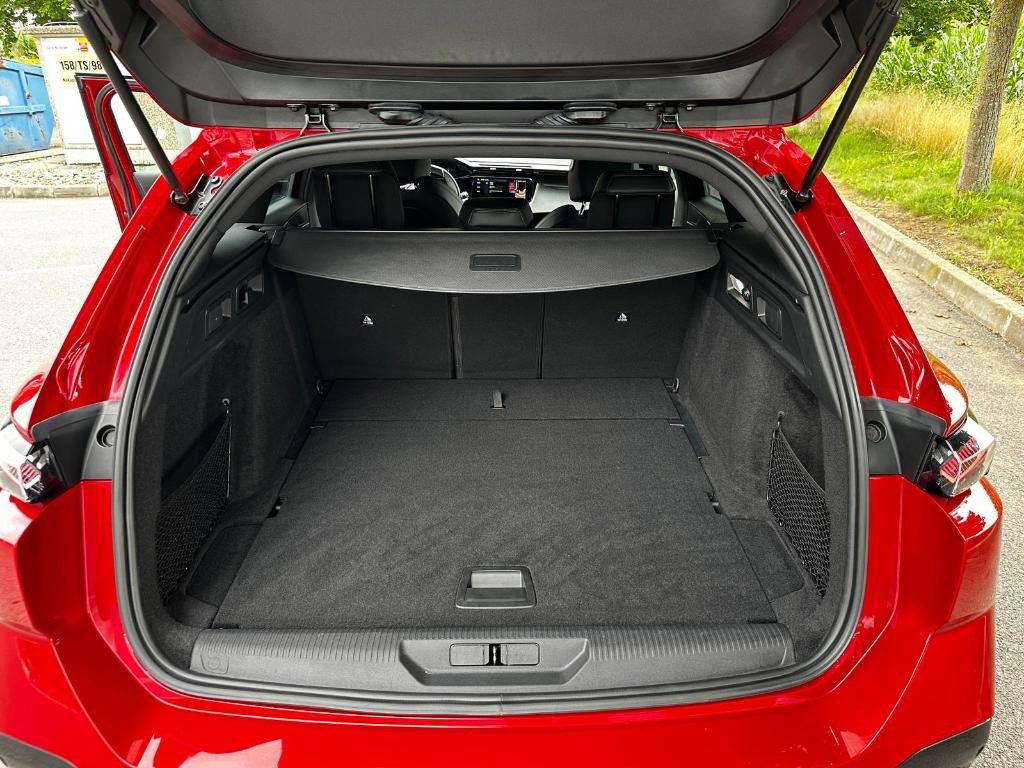 Peugeot 308 SW 1.5 BlueHDi 130 GT EAT8