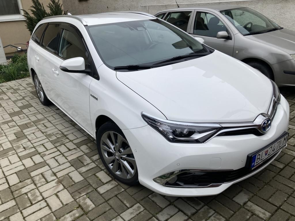 Toyota Auris Touring Sports 1.8 I VVT-i Hybrid Touring sport
