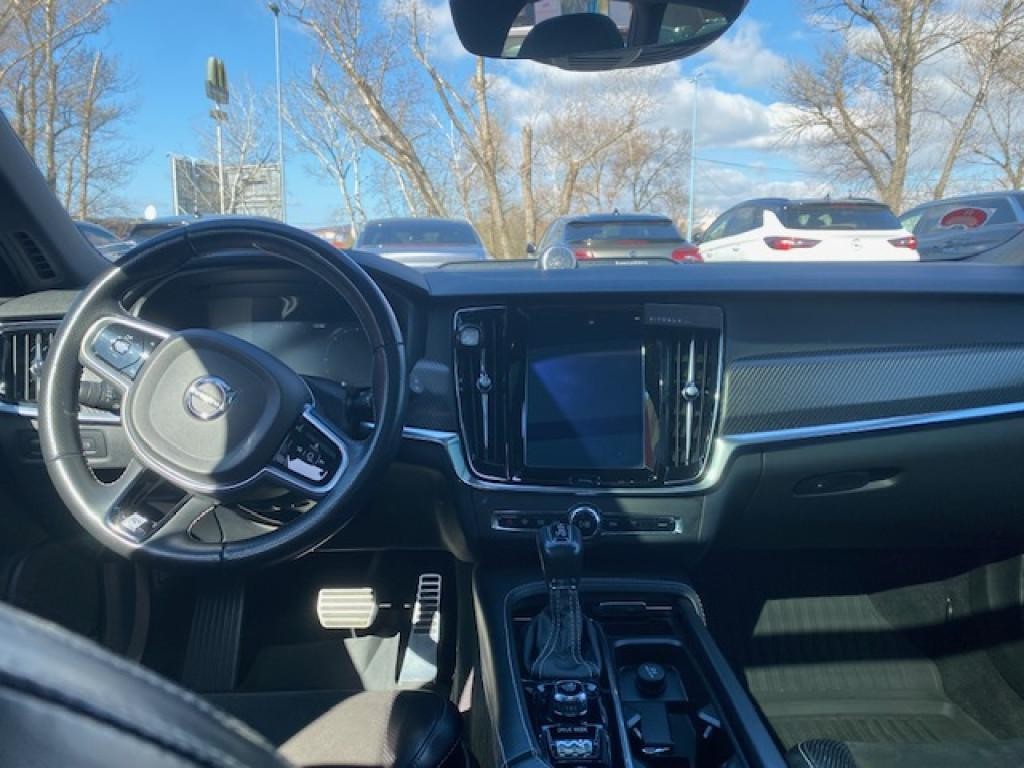 Volvo V90 D5 2.0L R-Design AWD A/T