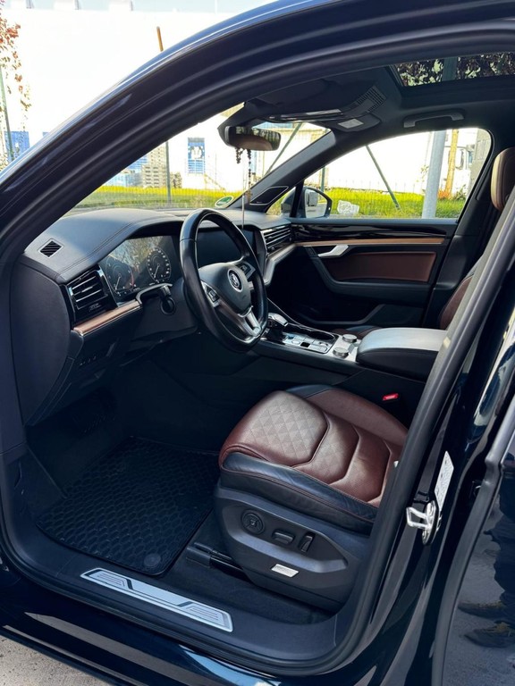 Volkswagen Touareg 3.0 V6 TDI SCR 286k R-Line 4Motion Tiptronic